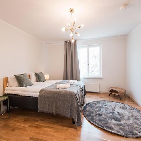 Forenom Serviced Apartments Helsinki Toeoeloe Esterno foto