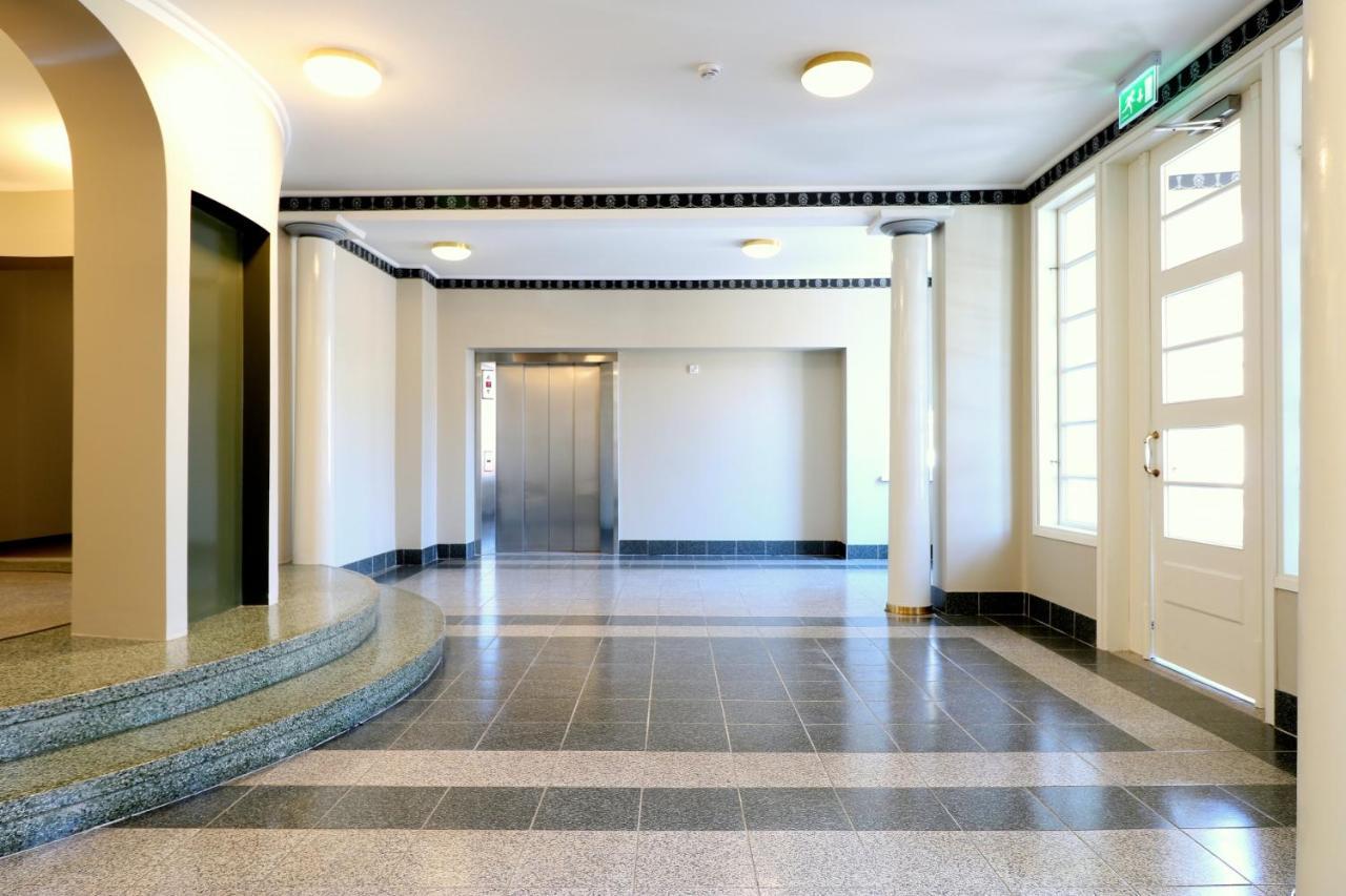 Forenom Serviced Apartments Helsinki Toeoeloe Esterno foto