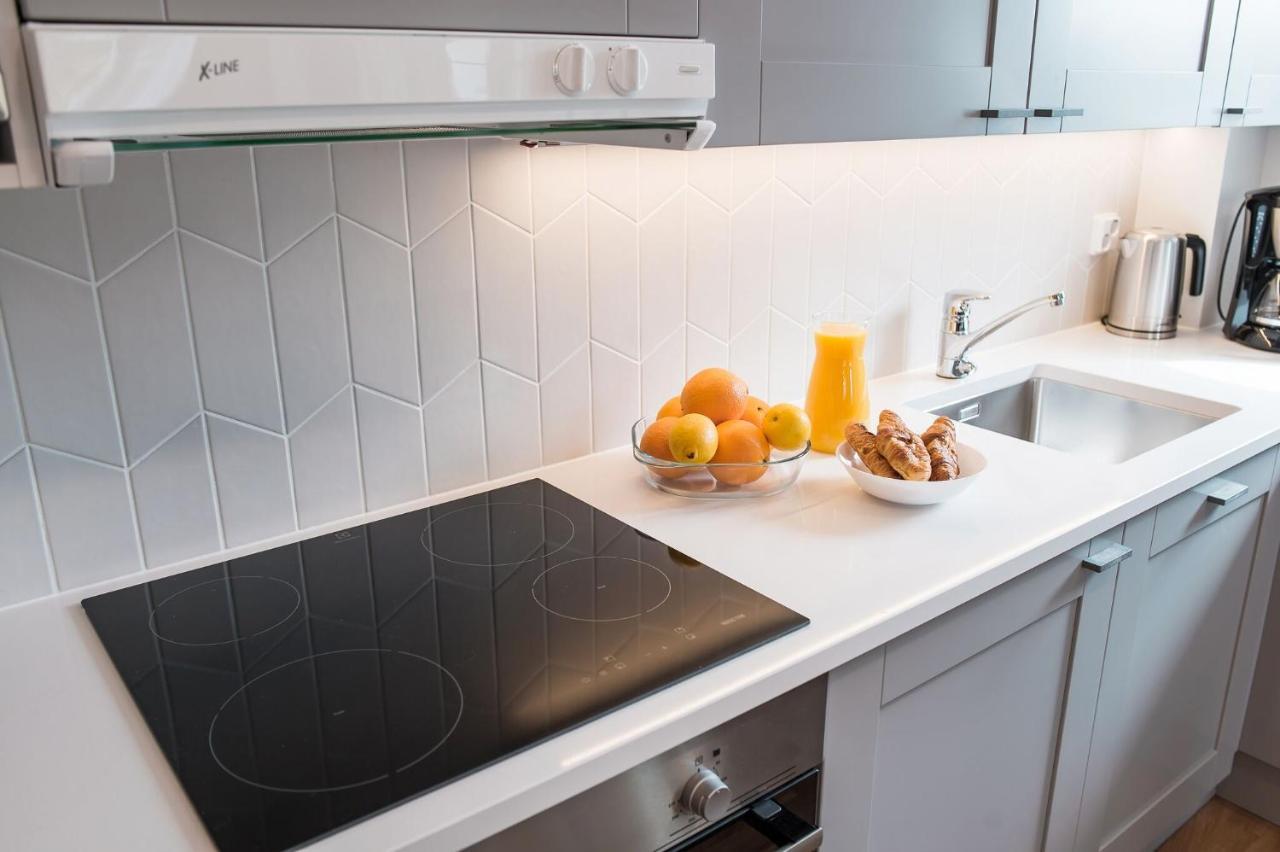 Forenom Serviced Apartments Helsinki Toeoeloe Esterno foto