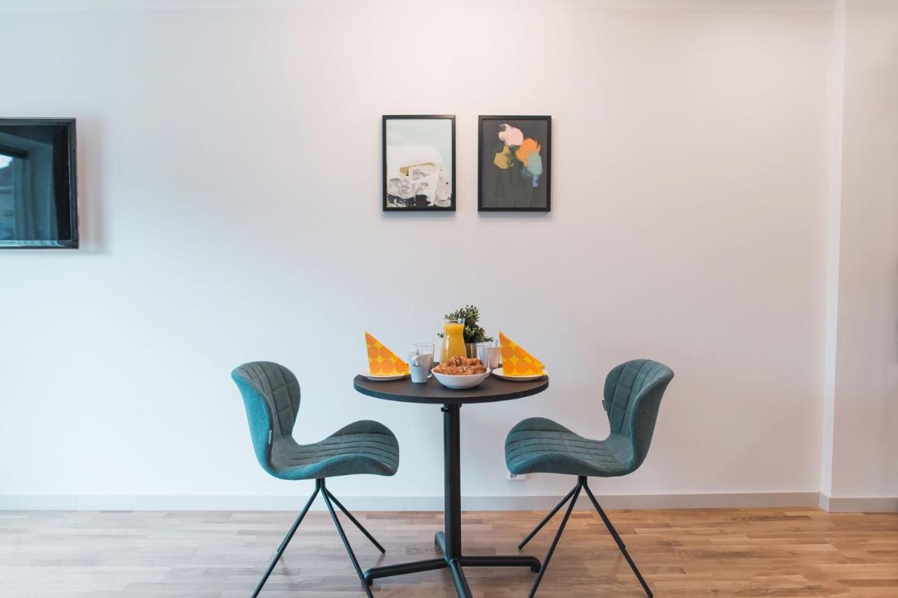 Forenom Serviced Apartments Helsinki Toeoeloe Esterno foto
