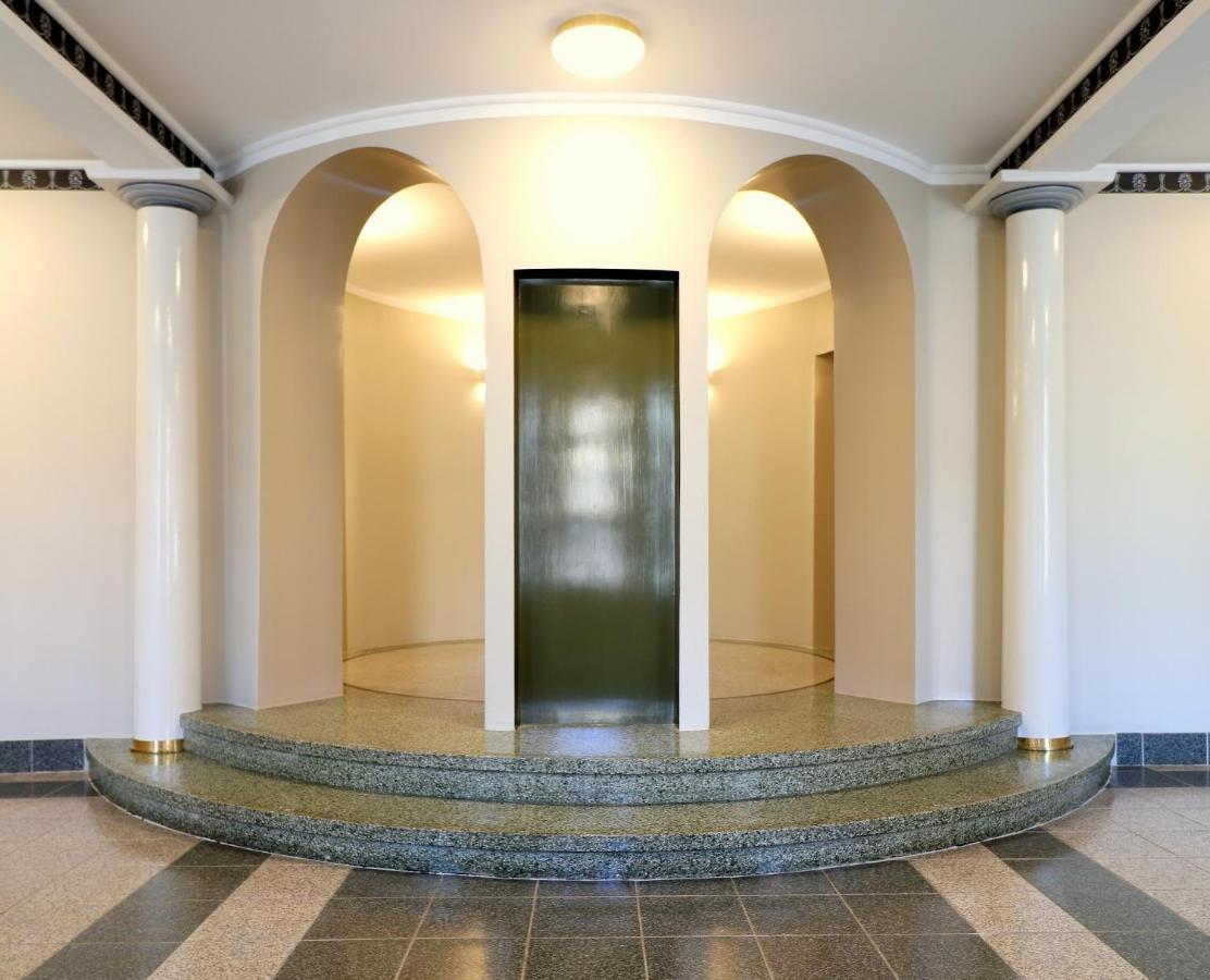 Forenom Serviced Apartments Helsinki Toeoeloe Esterno foto