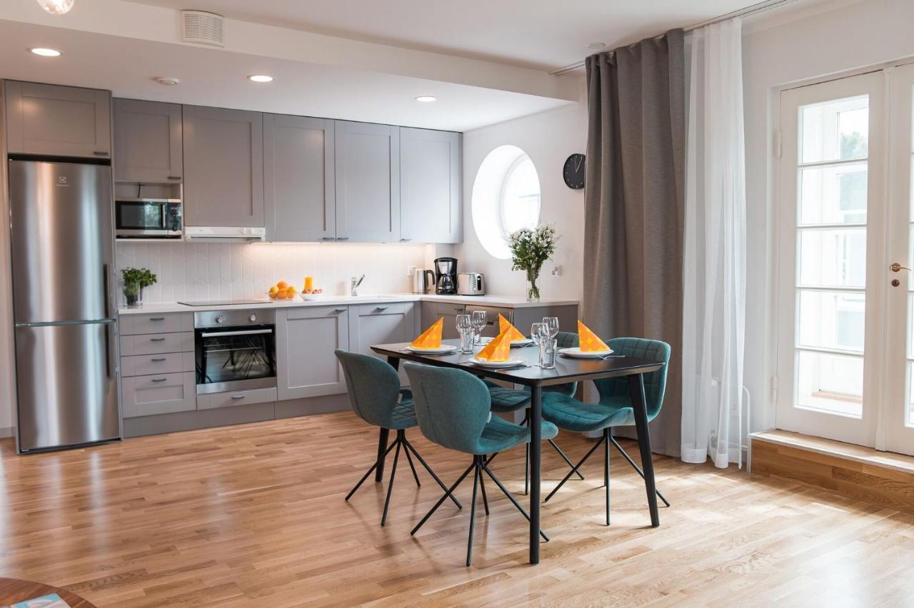Forenom Serviced Apartments Helsinki Toeoeloe Esterno foto