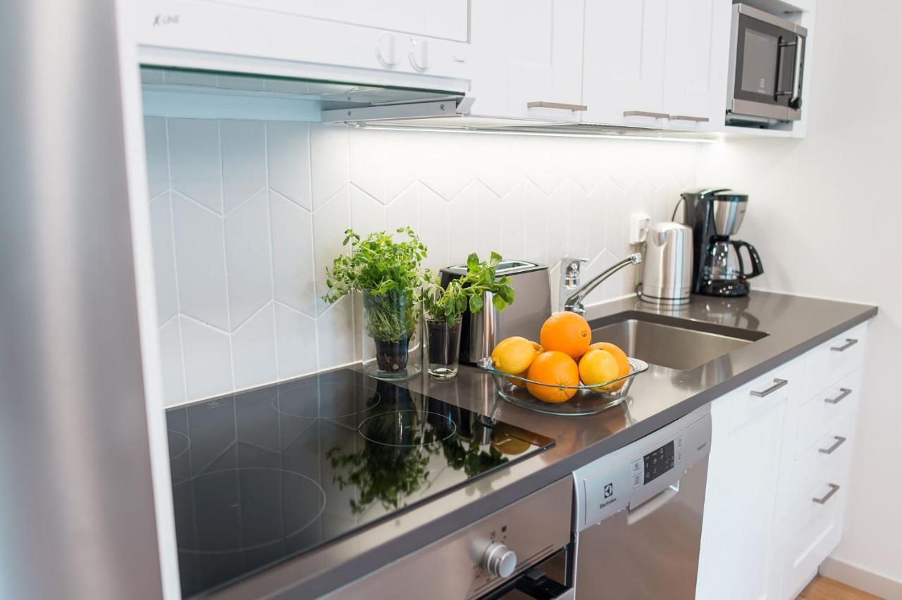 Forenom Serviced Apartments Helsinki Toeoeloe Esterno foto