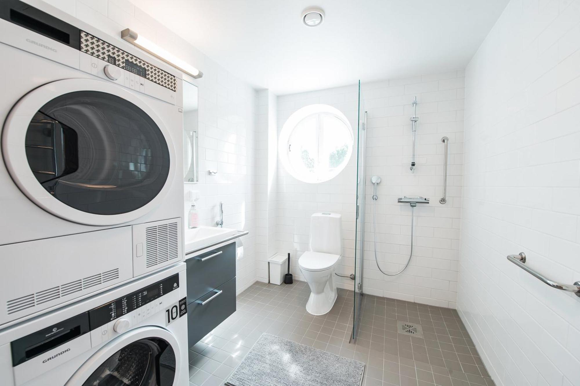 Forenom Serviced Apartments Helsinki Toeoeloe Esterno foto