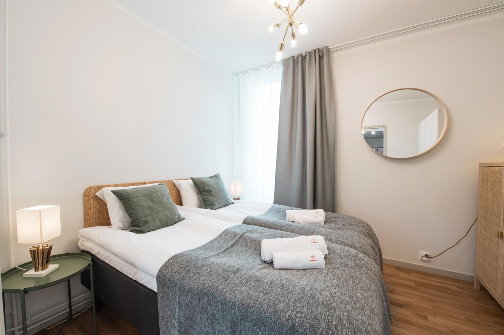 Forenom Serviced Apartments Helsinki Toeoeloe Esterno foto
