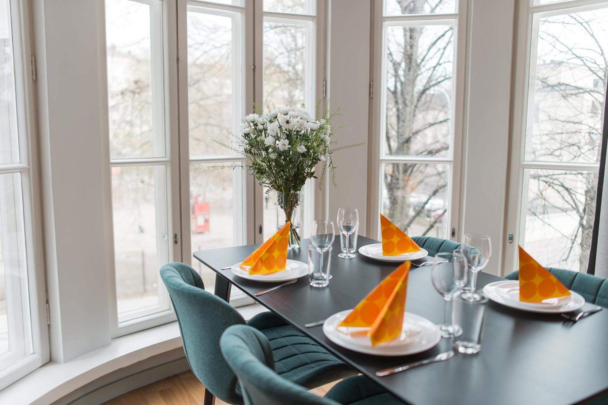Forenom Serviced Apartments Helsinki Toeoeloe Esterno foto